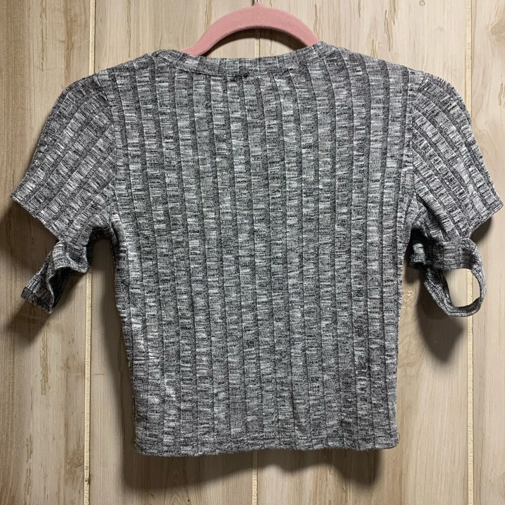 Grey Ribbed Crop Top - Picture 4 of 4